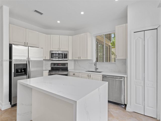5502 NW 112th Court 5502, Doral, FL 33178