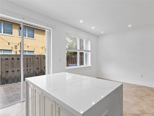 5502 NW 112th Court 5502, Doral, FL 33178