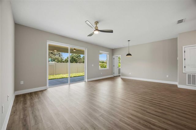 2122 RIVER HAWK LOOP, Winter Haven, FL 33880