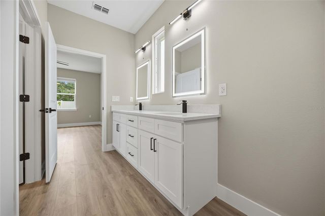 2122 RIVER HAWK LOOP, Winter Haven, FL 33880