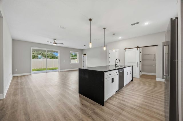 2122 RIVER HAWK LOOP, Winter Haven, FL 33880