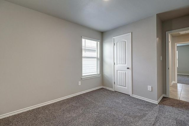 1269 Carnaby St, Corpus Christi, TX 78415