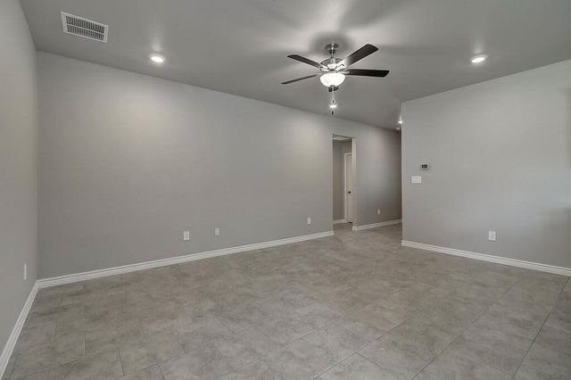 1269 Carnaby St, Corpus Christi, TX 78415