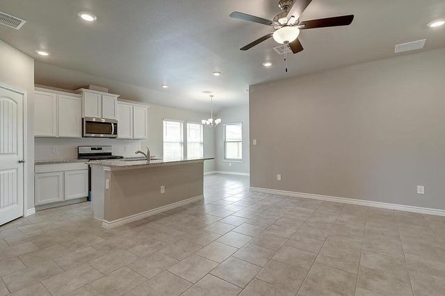 1269 Carnaby St, Corpus Christi, TX 78415