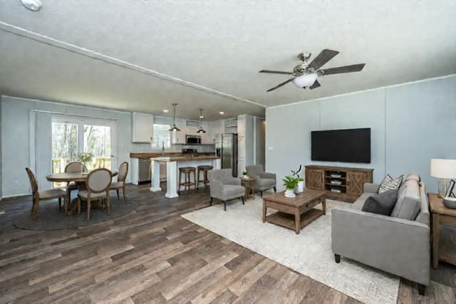 106 Pine Arbor Lane, Pinopolis, SC 29469