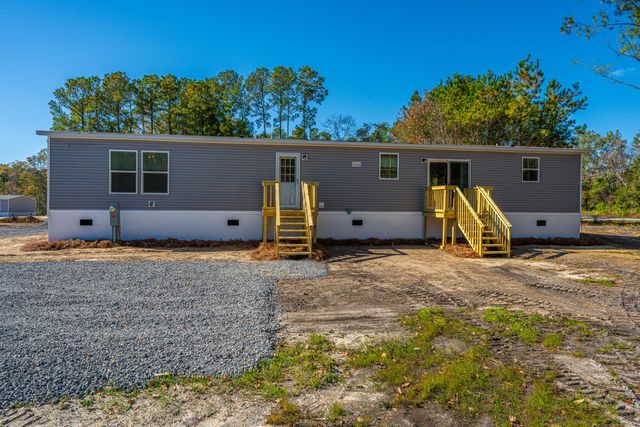 106 Pine Arbor Lane, Pinopolis, SC 29469