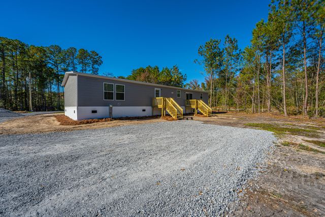 106 Pine Arbor Lane, Pinopolis, SC 29469