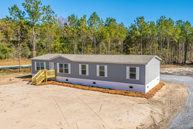 106 Pine Arbor Lane, Pinopolis, SC 29469