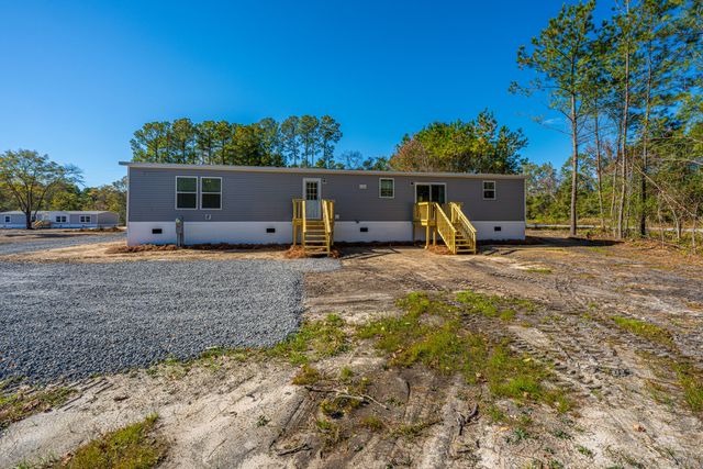 106 Pine Arbor Lane, Pinopolis, SC 29469