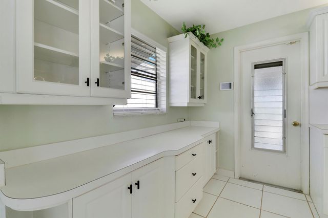 2015 Vastine Drive, Boynton Beach, FL 33426