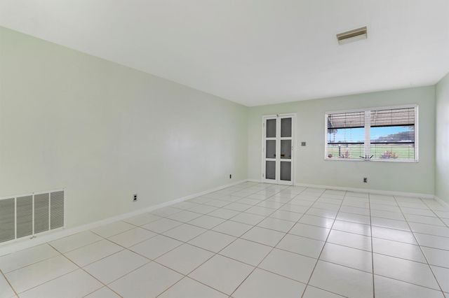 2015 Vastine Drive, Boynton Beach, FL 33426
