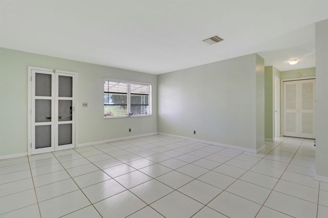 2015 Vastine Drive, Boynton Beach, FL 33426