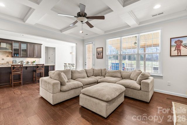 135 Holly Ridge Drive, Mooresville, NC 28115