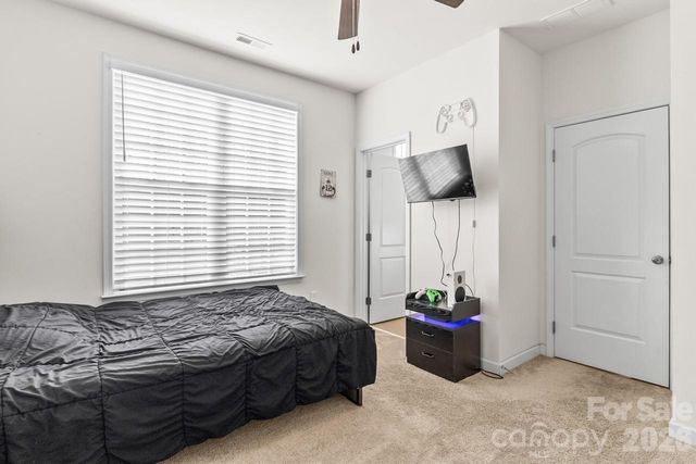 135 Holly Ridge Drive, Mooresville, NC 28115