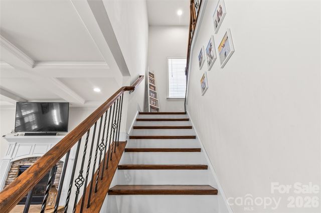 135 Holly Ridge Drive, Mooresville, NC 28115