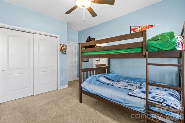 135 Holly Ridge Drive, Mooresville, NC 28115