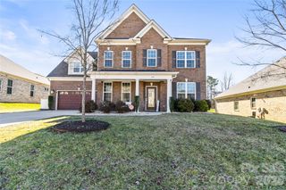 135 Holly Ridge Drive, Mooresville, NC 28115