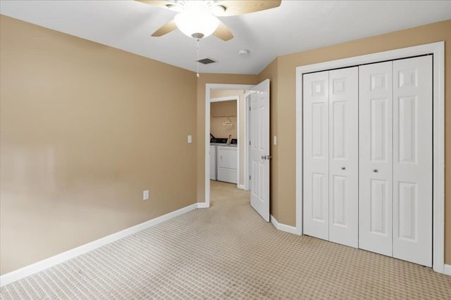 319 Oak St, Swansea, MA 02777