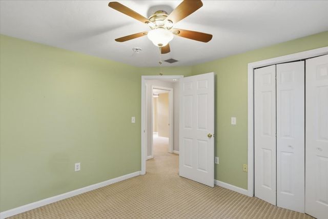 319 Oak St, Swansea, MA 02777