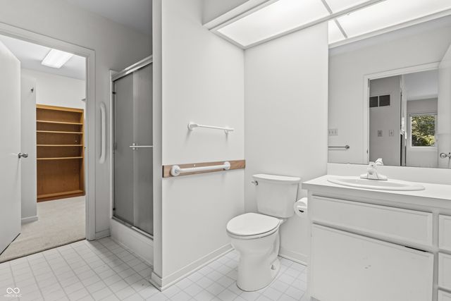 9622 W Shore Drive, Columbus, IN 47201