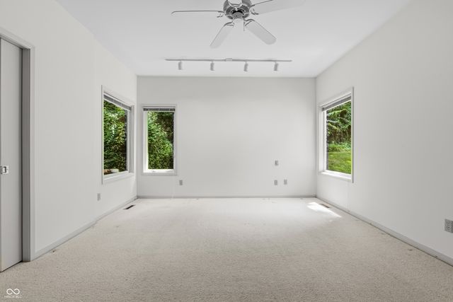 9622 W Shore Drive, Columbus, IN 47201