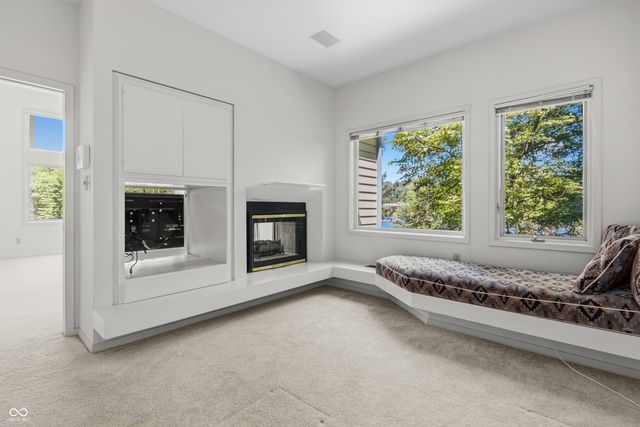 9622 W Shore Drive, Columbus, IN 47201