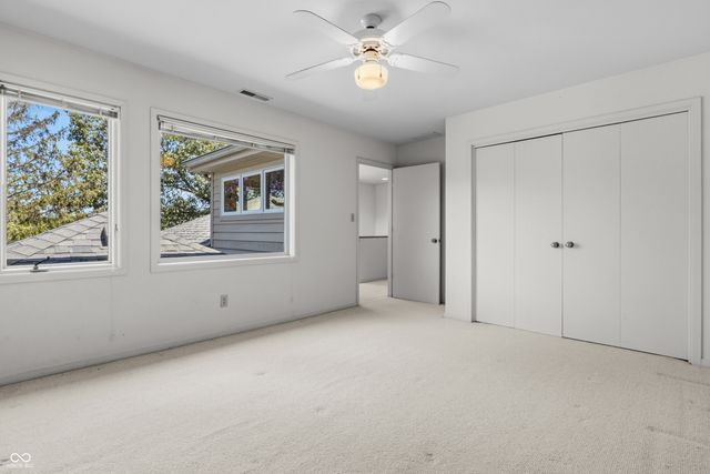 9622 W Shore Drive, Columbus, IN 47201