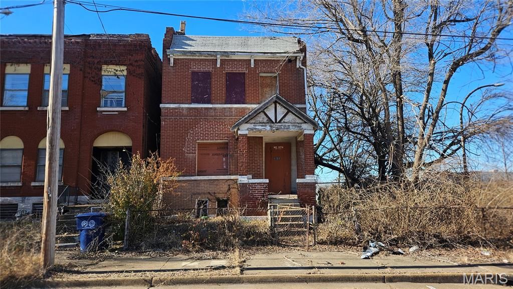 1727 N Leffingwell Avenue, St Louis, MO 63106
