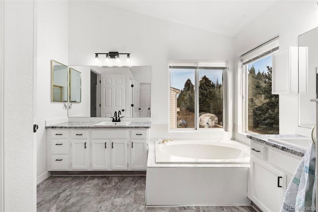 524 Rider Ridge Drive, Longmont, CO 80504