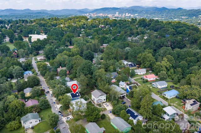 82 Frances Street, Asheville, NC 28806
