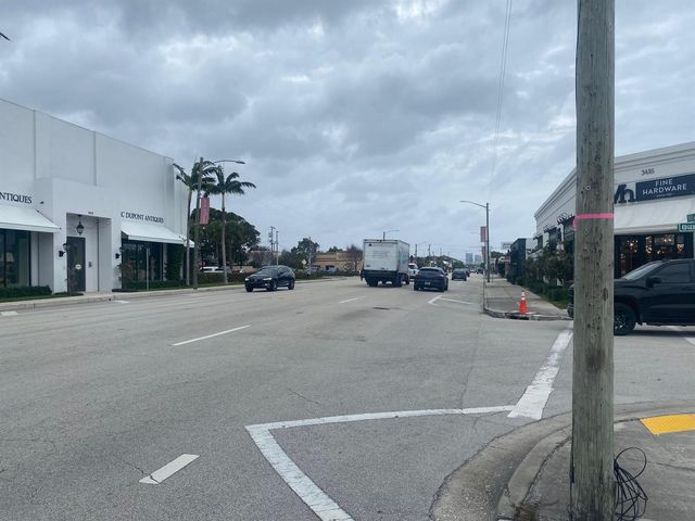3500 S Dixie Highway, West Palm Beach, FL 33405