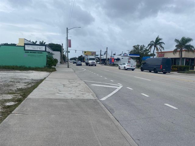 3500 S Dixie Highway, West Palm Beach, FL 33405