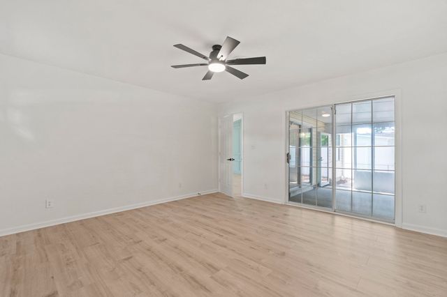 2847 Temperance Dr., Myrtle Beach, SC 29577