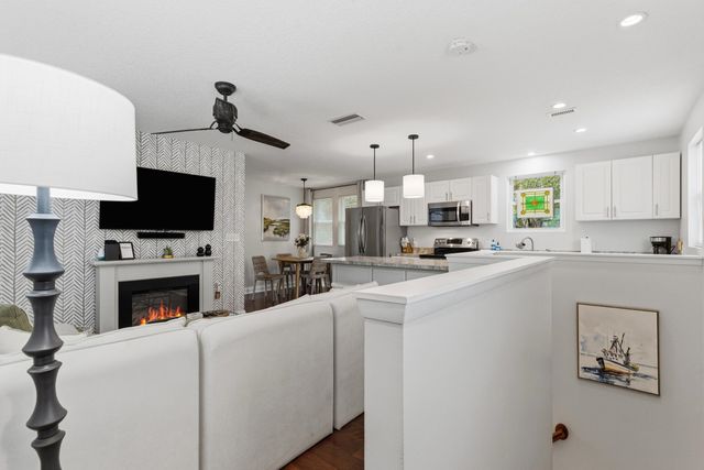 125 Moore St, St Augustine, FL 32084