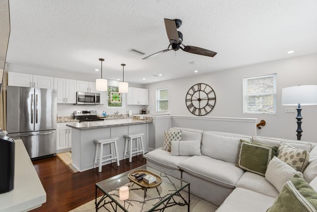 125 Moore St, St Augustine, FL 32084