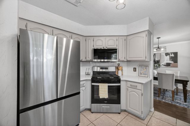 2712 Buckeye TRL, Cedar Park, TX 78613