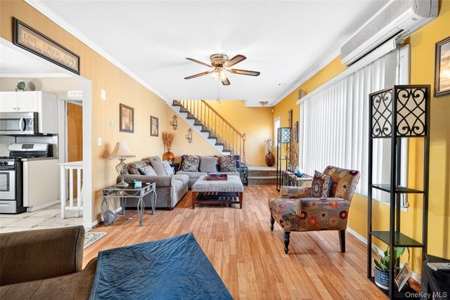 49 Cleveland Street, White Plains, NY 10606