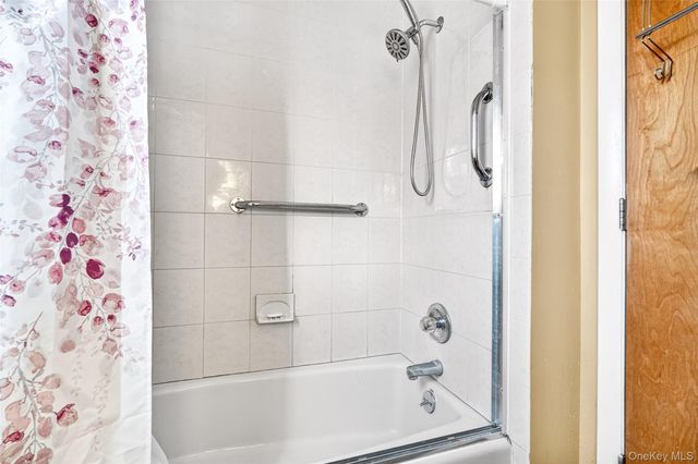 49 Cleveland Street, White Plains, NY 10606