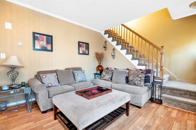 49 Cleveland Street, White Plains, NY 10606