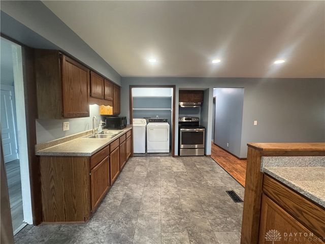 736 Park Avenue, Miamisburg, OH 45342