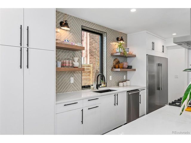 3753 N Franklin St, Denver, CO 80205