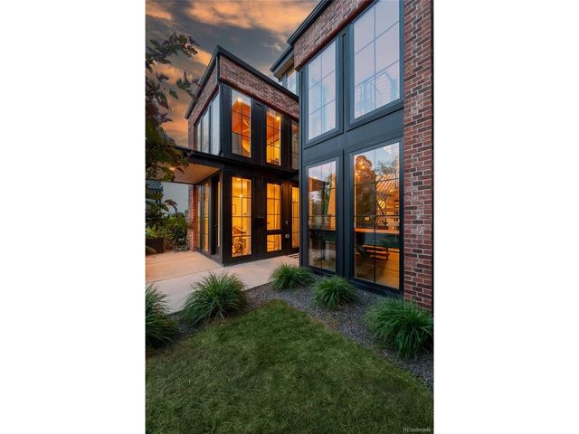 3753 N Franklin St, Denver, CO 80205