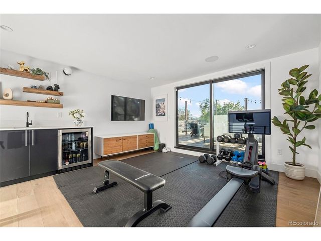 3753 N Franklin St, Denver, CO 80205