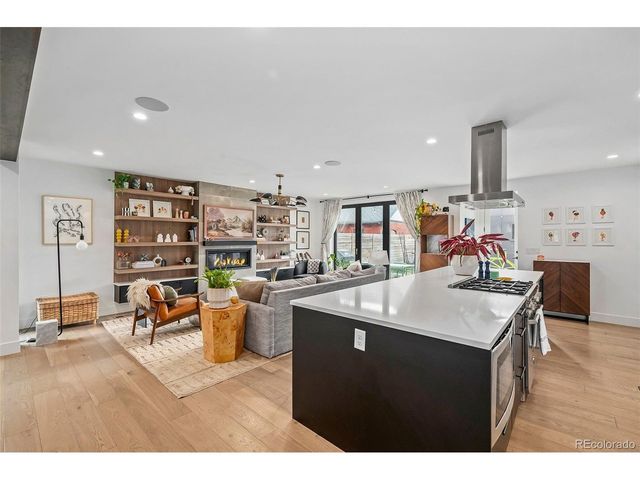 3753 N Franklin St, Denver, CO 80205