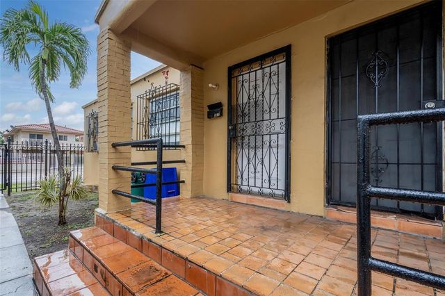 1345 SW 7th ST, Miami, FL 33135