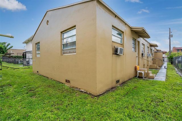 1345 SW 7th ST, Miami, FL 33135