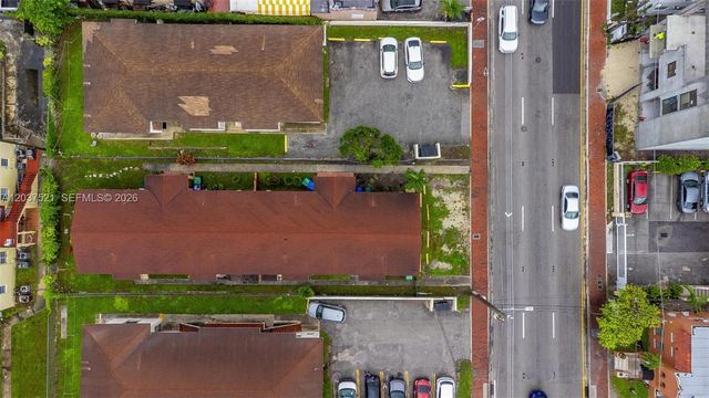 1345 SW 7th ST, Miami, FL 33135