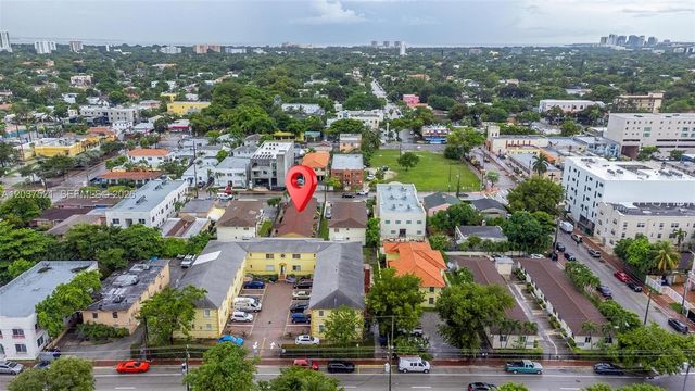 1345 SW 7th ST, Miami, FL 33135