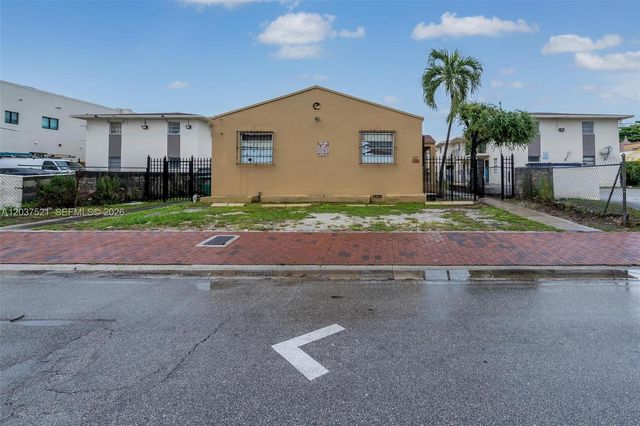 1345 SW 7th ST, Miami, FL 33135