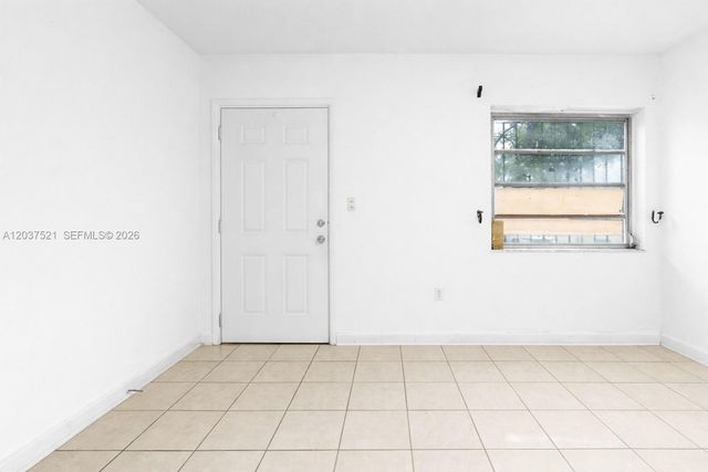 1345 SW 7th ST, Miami, FL 33135